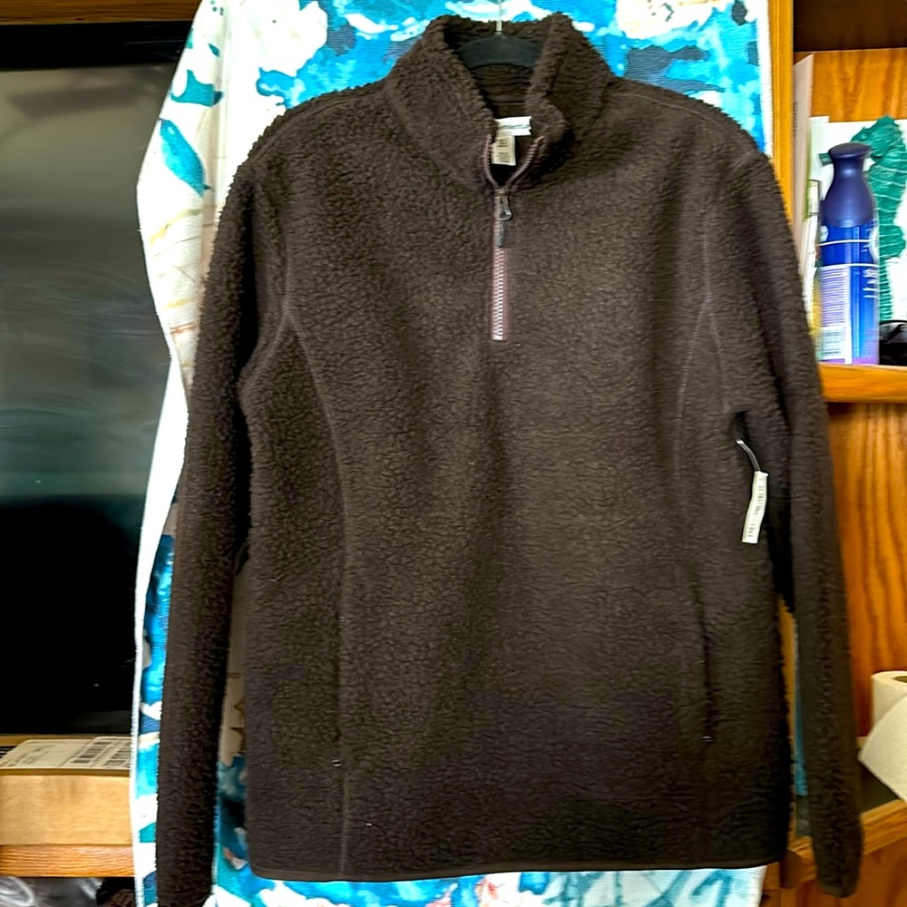 Ladies, chocolate brown, fuzzy pull over new with tags US size small
